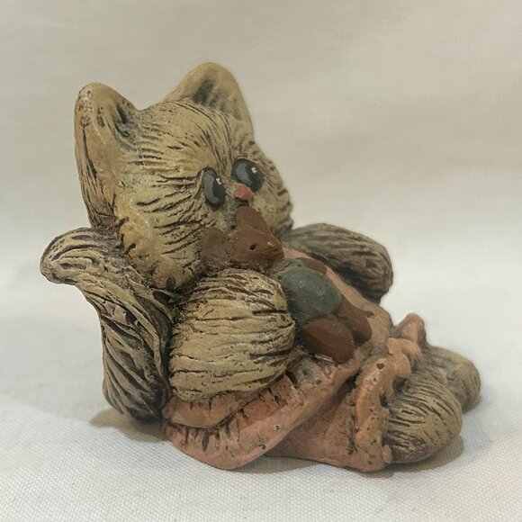 Sarah’s Attic Granny’s Favorites Cat Holding Teddy Bear Resin Figurine - Picture 2 of 8